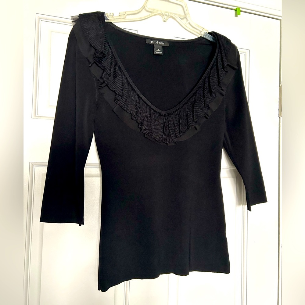 WHBM V-Neck jacquard ruffle long sleeve